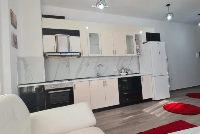 Tirane, jepet me qera apartament 1+1+Ballkon Kati 2, 70 m² 525 € (5 maj)