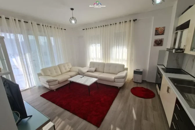 Tirane, jepet me qera apartament 1+1+Ballkon Kati 2, 70 m² 525 € (5 maj)