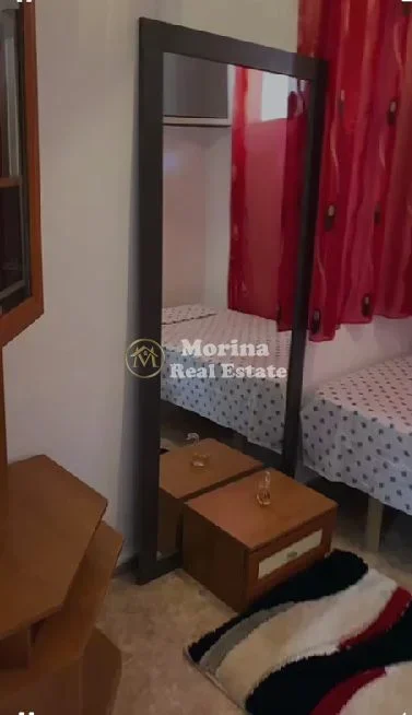 Tirane, jepet me qera apartament 1+1 Kati 1, 30 m² 300 € (Vasil Shanto)