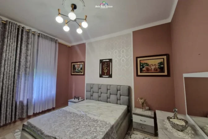 Tirane, jepet me qera apartament 2+1 Kati 2, 65 m² 680 € (ish ekspozita)