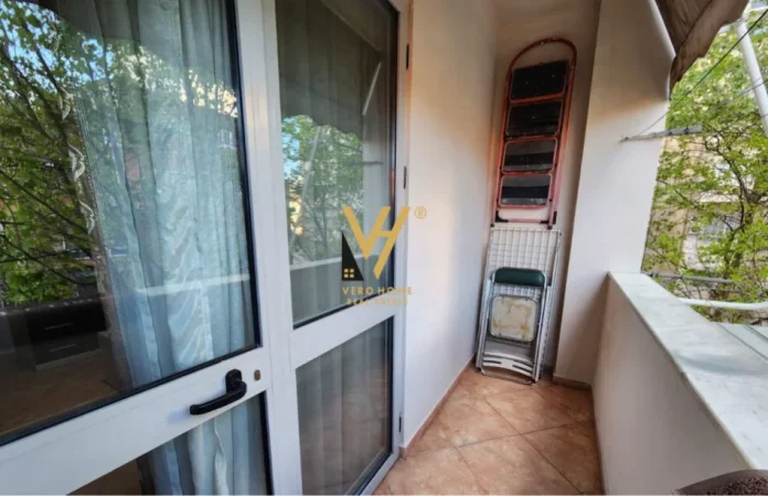 Tirane, jepet me qera apartament 2+1+Ballkon Kati 4, 100 m² 800 € (MYSLYM SHYRI)