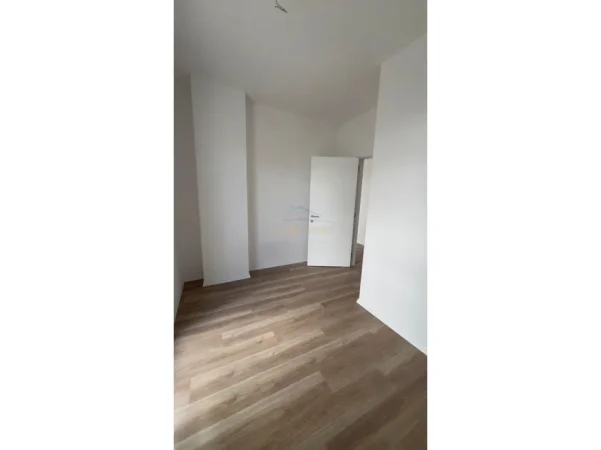 Tirane, shitet apartament 2+1 Kati 1, 78 m² 141.714 € (SAUK)