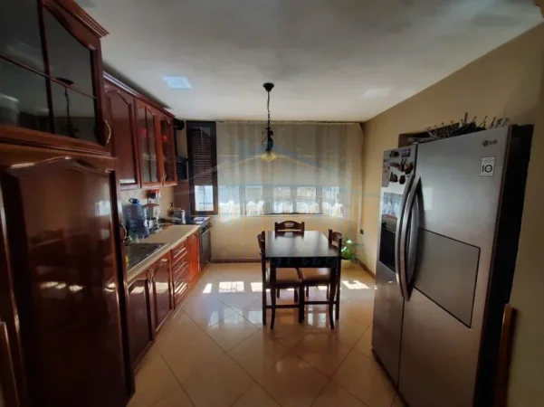 jap me qera apartament 3+1+Ballkon Kati 2, 74 m² 225.000 € (21 Dhjetori)