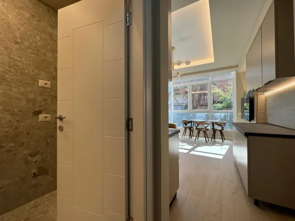 Tirane, shitet apartament 1+1 , 48 m² 115.000 € (materniteti i ri)