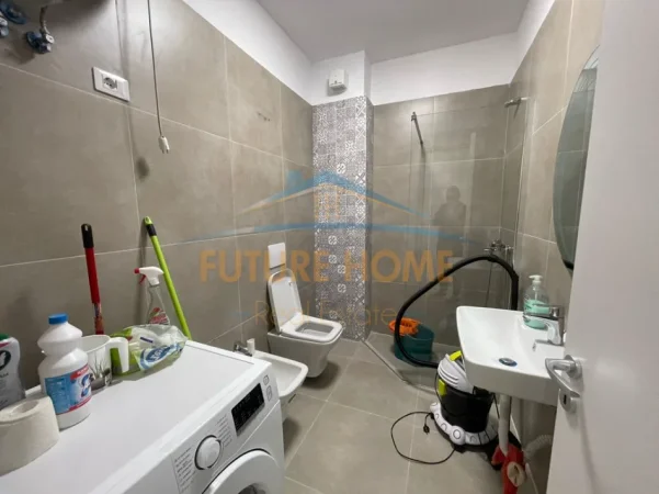 Tirane, jepet me qera apartament 1+1+Post Parkimi+Ballkon Kati 6, 53 m² 680 € (Bulevardi i ri)