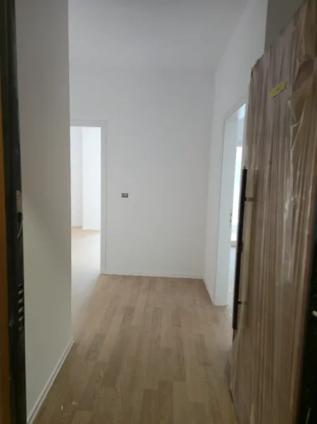 Tirane, shes apartament 2+1 Kati 11, 100 m² 250.000 €