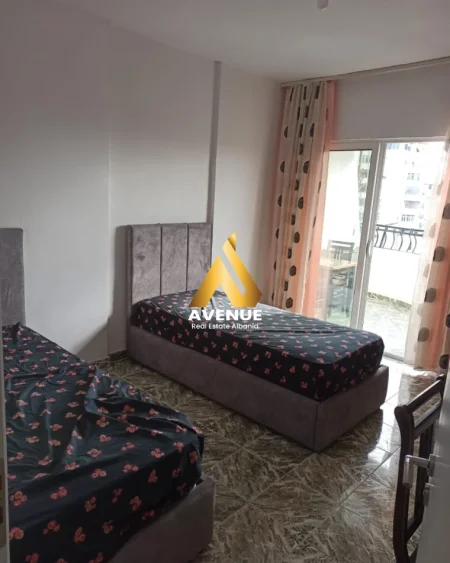 Tirane, jepet me qera apartament 2+1 Kati 6, 85 m² 600 € (Rruga Muzaket)
