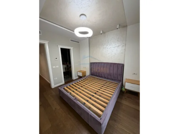 Tirane, jepet me qera apartament 3+1+Ballkon Kati 7, 120 m² 1.500 € (Delijorgji)