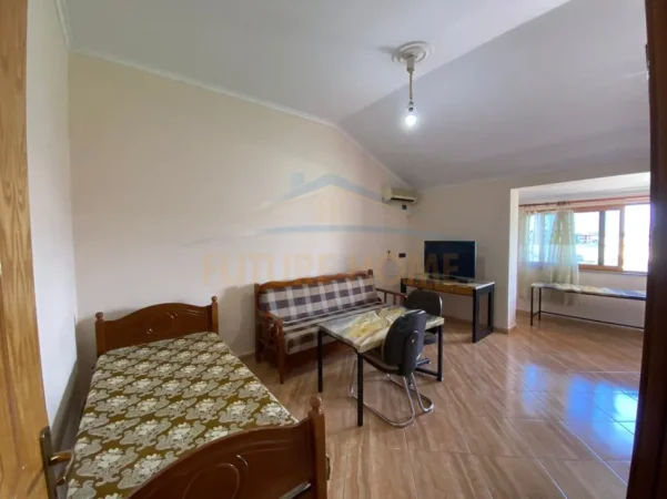 Tirane, jepet me qera apartament 1+1+Ballkon Kati 6, 55 m² 421 € (Rruga Siri Kodra)