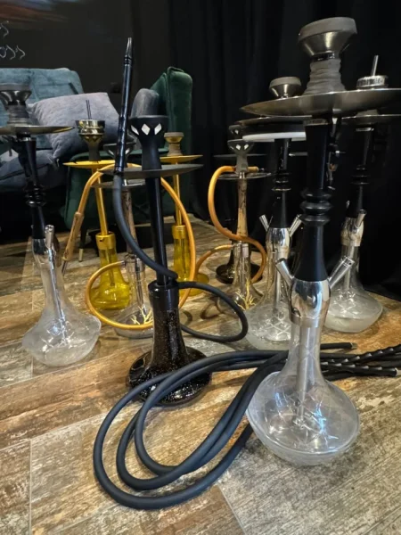 Tirane, shes Shisha te reja premium, te paperdorura. Me aksesore dhe ne gjendje perfekte. 1.300 €
