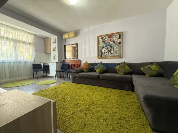 Tirane, shitet apartament 1+1 Kati 0, 60 m² 240.000 € (Rruga Myslym Shyri)