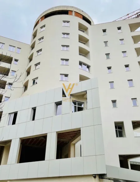 Tirane, jepet me qera zyre Kati 2, 96 m² 1.200 € (DONIKA CENTER)