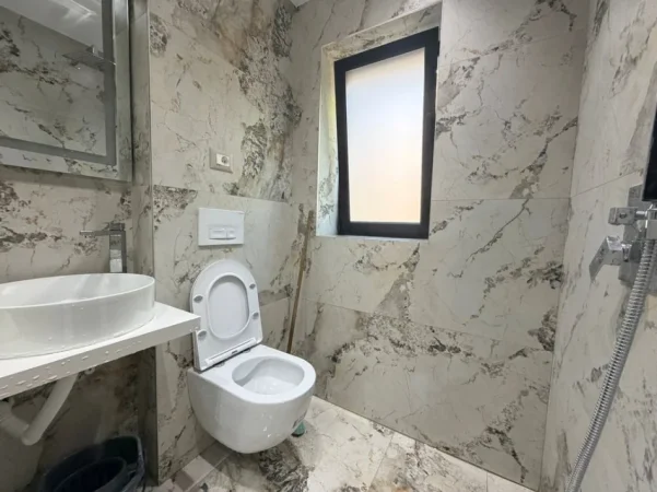 Tirane, shitet apartament 1+1 Kati 2, 48 m² 145.000 € (Shkolla e Baletit)