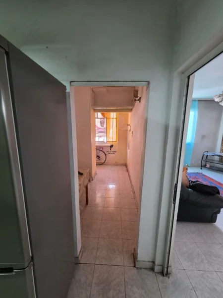 Tirane, shitet apartament 1+1 Kati 3, 63 m² 131.000 € (ISH PARKU)