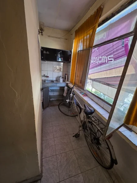 Tirane, shitet apartament 1+1 Kati 3, 63 m² 131.000 € (ISH PARKU)