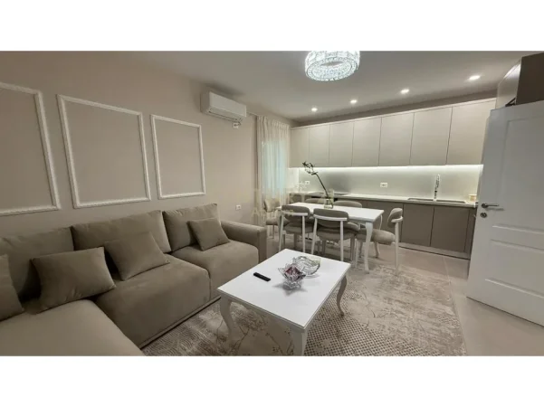Tirane, jepet me qera Vile Vile 2 Katshe Kati 0, 402 m² 2.800 € (sauk)