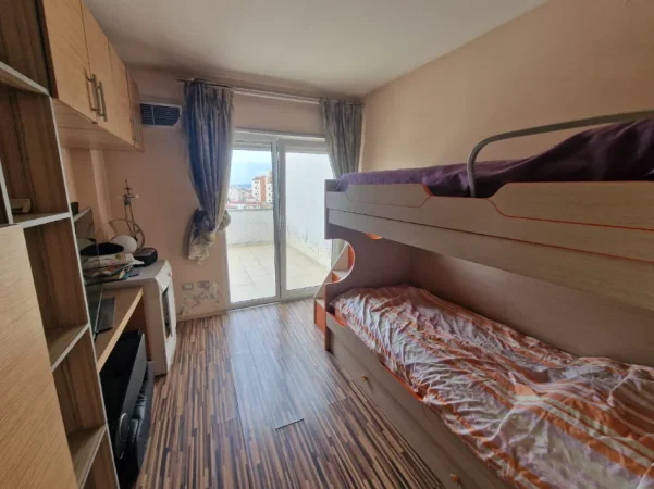 Tirane, shitet apartament 2+1 Kati 8, 175 m² 312.000 € (zogu i zi)