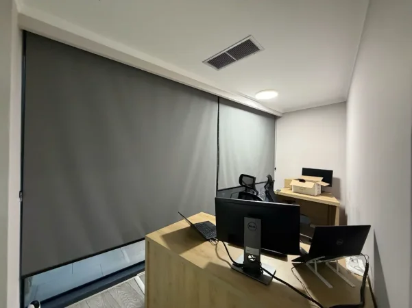 Tirane, jepet me qera ambjent biznesi Kati 6, 270 m² 6.000 € (Lake View Residence)