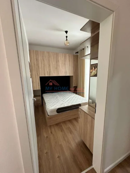 Tirane, jepet me qera apartament 1+1+Ballkon Kati 3, 60 m² 400 € (Rruga Pasho Hysa, Kompleksi Kadiu)