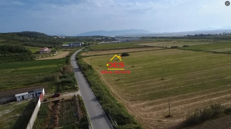 Vlore, shitet toke , 7.000 m² 250.000 € (Mifol-Panaja)