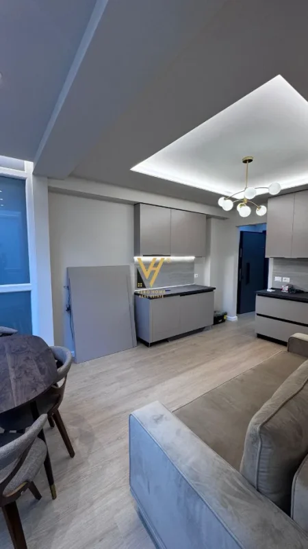 Tirane, shitet apartament 1+1+Ballkon Kati 2, 48 m² 115.000 € (MATERNITETI I RI)