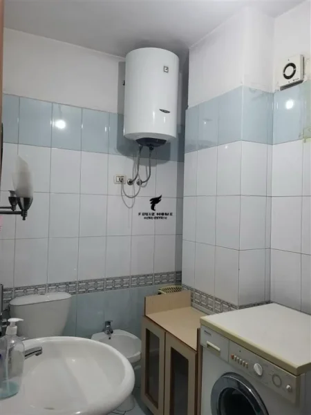 Tirane, jepet me qera apartament 2+1 Kati 5, 70 m² 450 € (ASTIR)