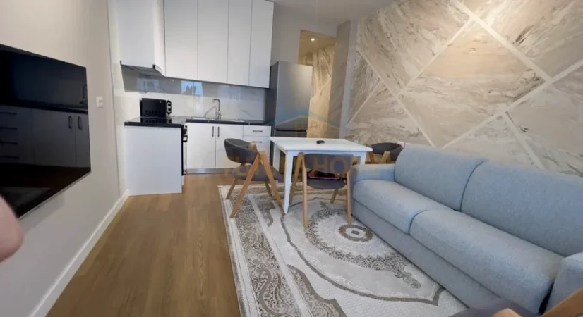 Tirane, jepet me qera apartament 1+1 Kati 1, 50 m² 450 € 