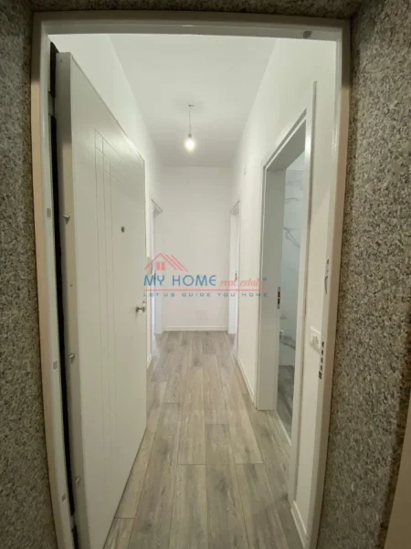 Shqiperi, jepet me qera zyre Kati 6, 72 m² 700 € (Komuna e Parisit)