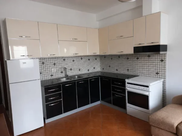 Tirane, jepet me qera apartament 1+1 Kati 6, 57 m² 400 € (Astir (tek Rrethi))