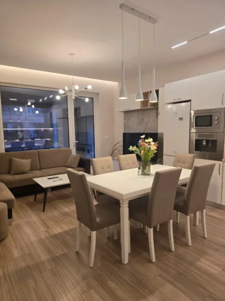 Tirane, jepet me qera apartament 2+1 Kati 3, 102 m² 900 € (The New Boulevard)