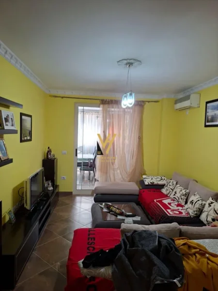 Tirane, shitet apartament 2+1+Ballkon Kati 3, 105 m² 261.000 € (LIQENI I THATE)