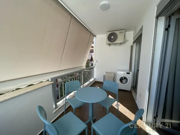 Tirane, jepet me qera apartament 1+1 , (liqeni thate)