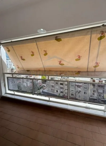 Tirane, shes apartament 2+1+Ballkon Kati 7, 91 m² 205.000 € (rr. Xhanfize Keko)