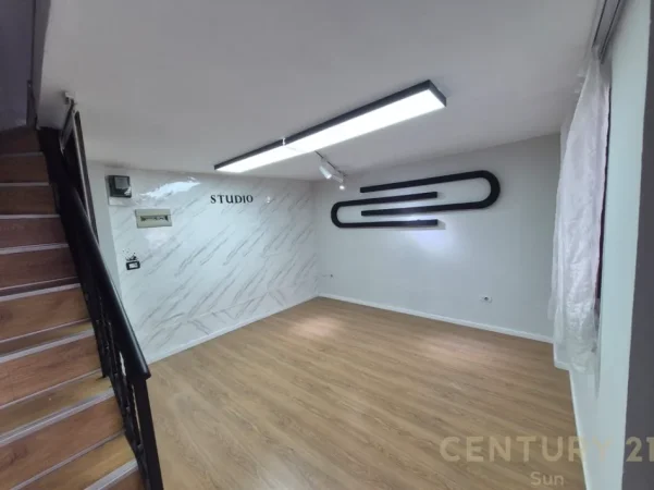 Tirane, jepet me qera apartament 1+1 Kati 13, 78 m² 1.000 € (Delijorgji)