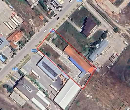 Korce, jepet me qera magazine Kati 0, 300 m² 620 € (Rruga Eordej, Zona Industriale)