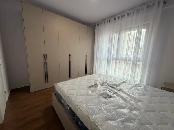 Tirane, jepet me qera apartament 1+1 Kati 5, 69 m² 650 € (Don Bosko)