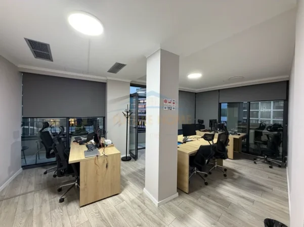 JEPET ME QERA AMBJENT PER ZYRA , LAKE VIEW, LIQENI I TIRANES