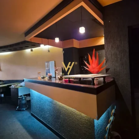 Tirane, jepet me qera ambjent biznesi Kati 2, 60 m² 600 € (RRUGA ISLAM ALLA)