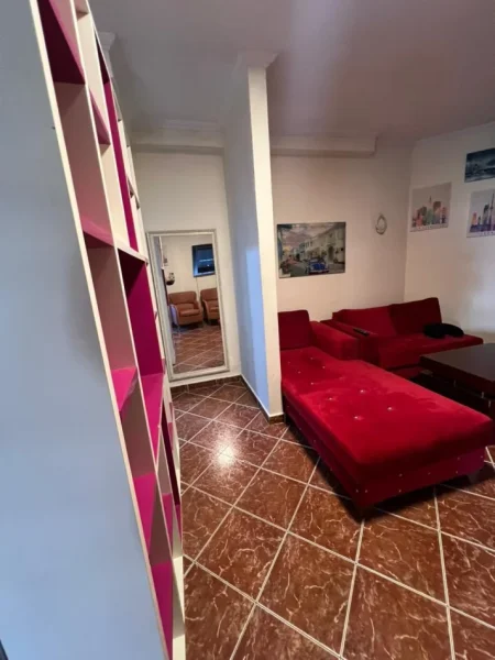 Tirane, jepet me qera apartament 1+1 Kati 4, 36 m² 400 € (Stadiumi Air Albania)