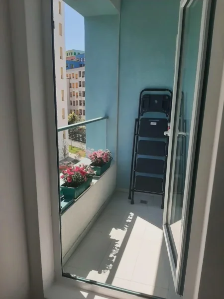 Tirane, jepet me qera apartament 1+1 Kati 3, 60 m² 350 € (Ali Demi)