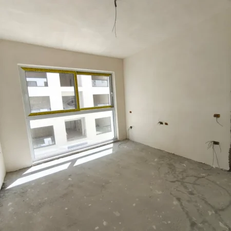 Mali Robit, shitet apartament 2+1 Kati 3, 96 m² 130.000 € 