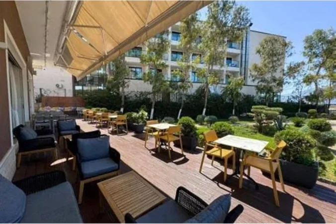 Vlore, shitet hotel , 2.919 m² 6.000.000 € (PORTI I JAHTEVE, RADHIMË(ID: 530581007-206))