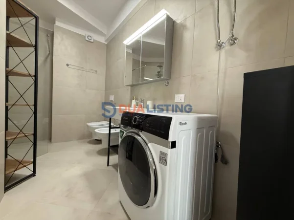 Tirane, jepet me qera apartament 1+1 , 749 € (Liqeni i Thate)