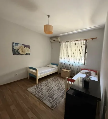 Tirane, jepet me qera apartament 2+1 Kati 3, 80 m² 680 € (don bosko)