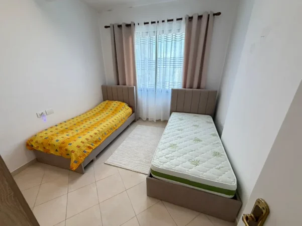 Tirane, jepet me qera apartament Dublex Kati 7, 100 m² 550 € (ASTIR)