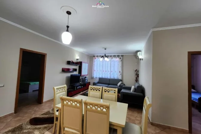 Tirane, jepet me qera apartament 2+1 Kati 4, 100 m² 800 € (myslym shyr)