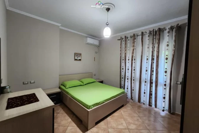 Tirane, jepet me qera apartament 2+1 Kati 4, 100 m² 800 € (myslym shyr)