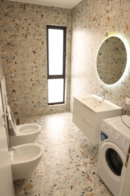Durres, shitet apartament 2+1 Kati 3, 77 m² 138.000 € (Mali i Robit)