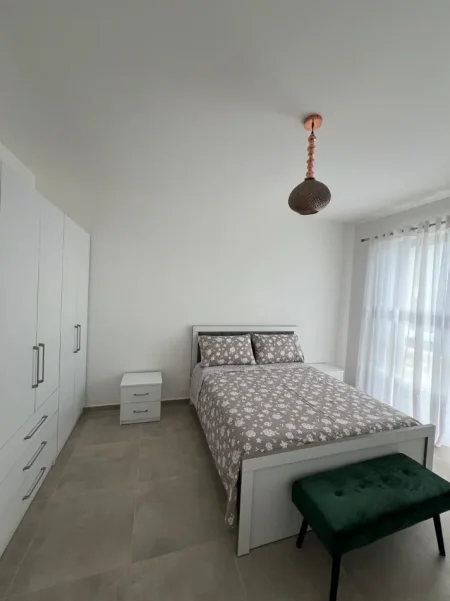Tirane, jepet me qera apartament 1+1+Ballkon Kati 3, 1 m² 500 € (ish dogana,eagle residence)
