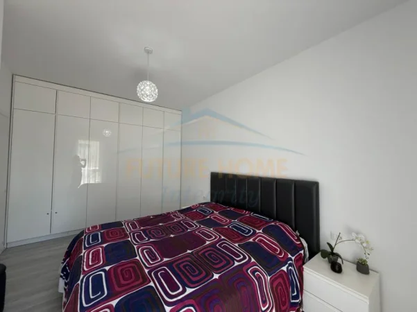Tirane, jepet me qera apartament 1+1 Kati 2, 68 m² 800 € 